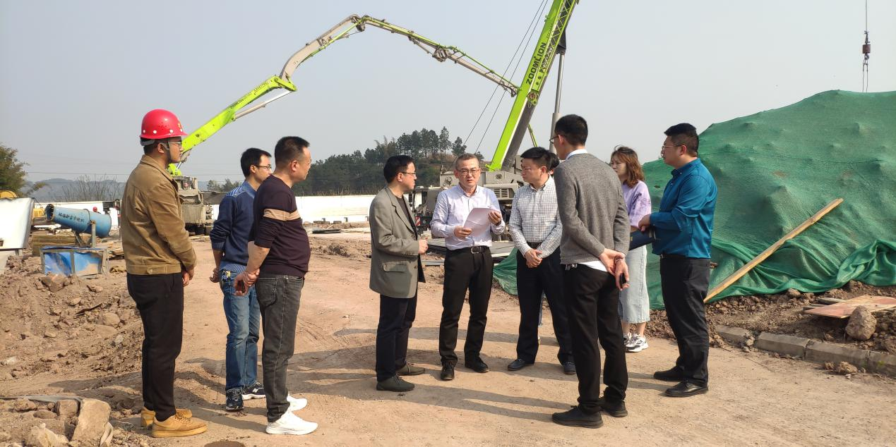 公服集團黨委副書記、總經(jīng)理譚琦到我司調(diào)研